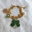 クローバーとシロツメクサのブレスレット