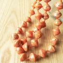 大きめビーズの2連ネックレス(オレンジ系)